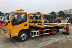 下花园哪里有拖车服务